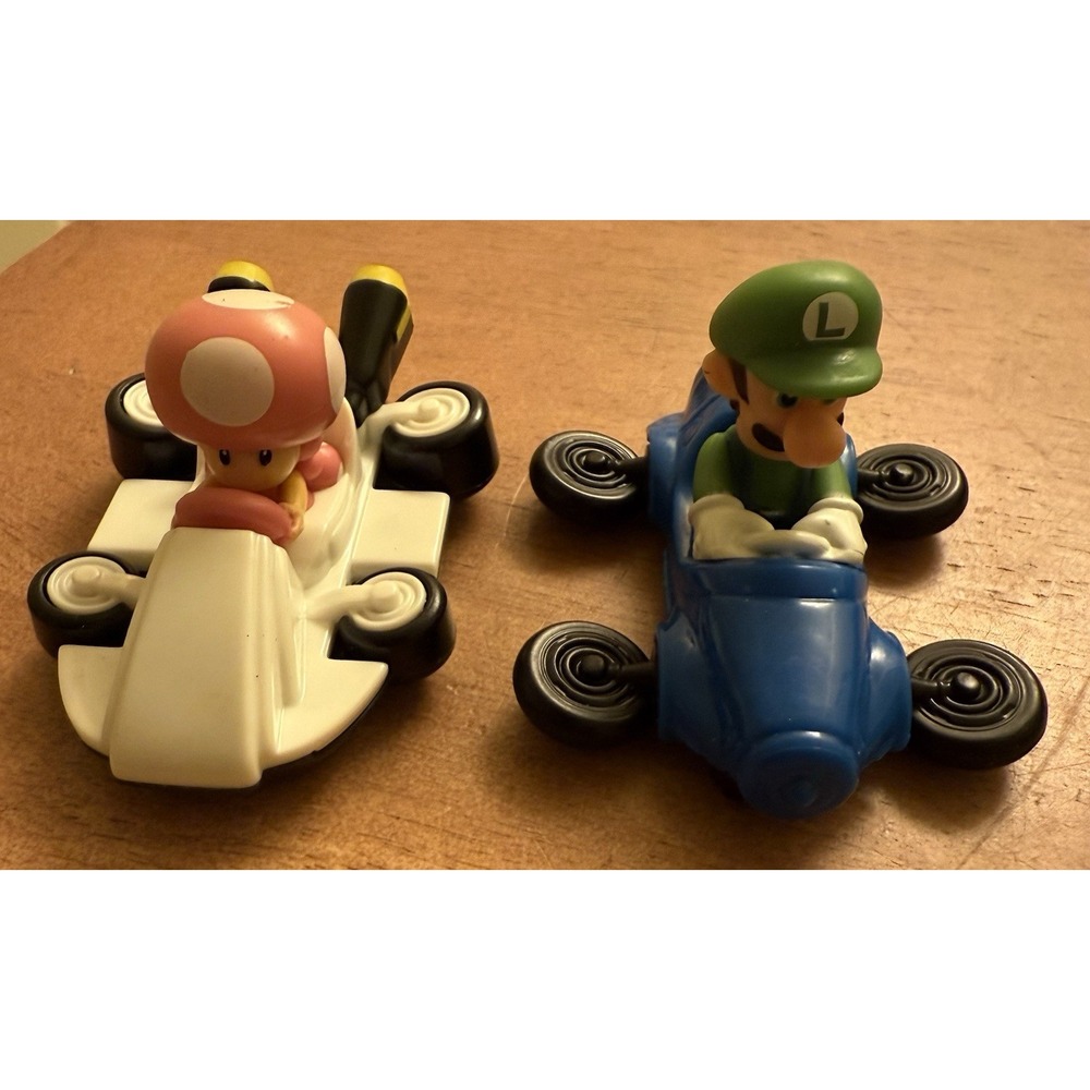 McDonalds Super Mario Kart Toys Luigi and Toadette Happy‎ Meal Toy
